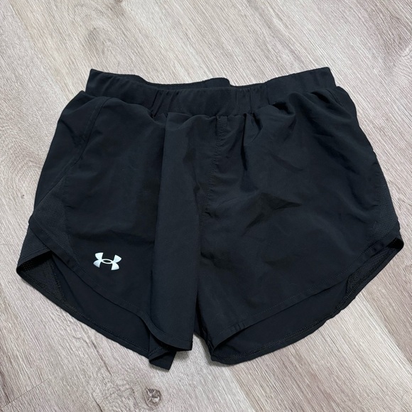 Under Armour Women's Fly-By 3" Shorts Black Medium - Picture 2 of 5